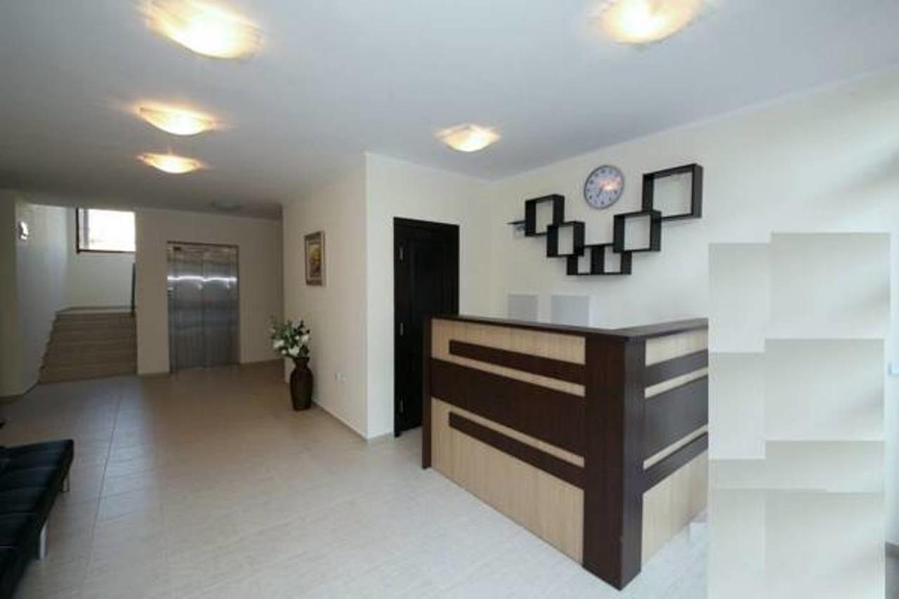 Saint Elena Apartcomplex Pantai Sunny Luaran gambar